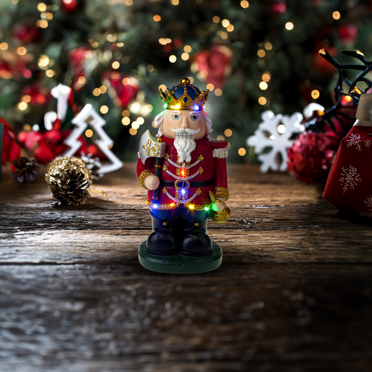 Red Nutcracker with beautiful details and LED - Santa's Light Shop